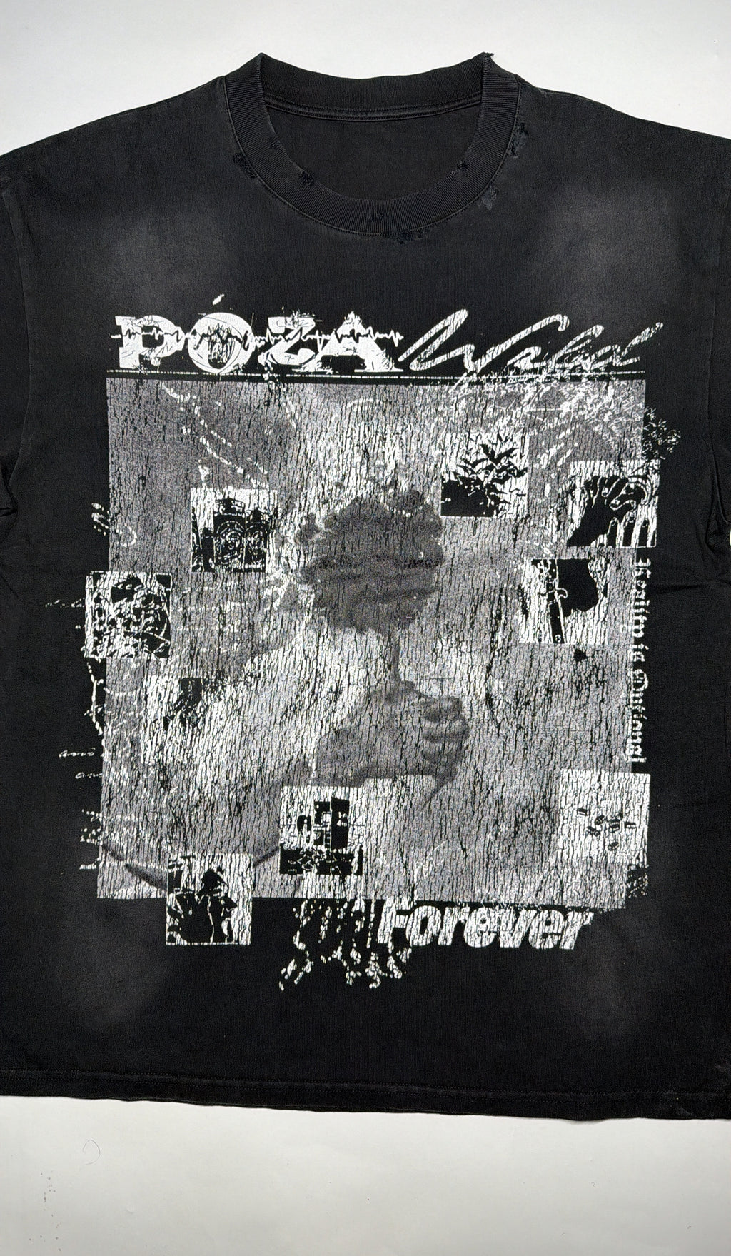 Póza “Forever” faded black tee