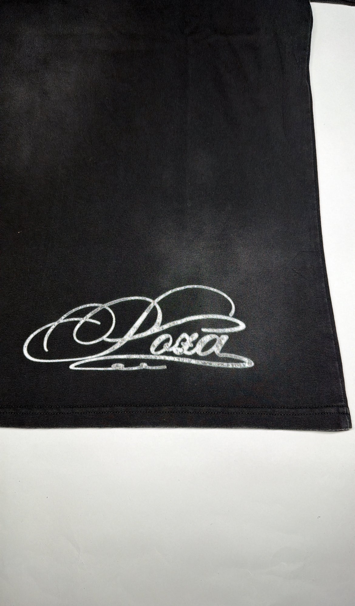 Póza “Forever” faded black tee