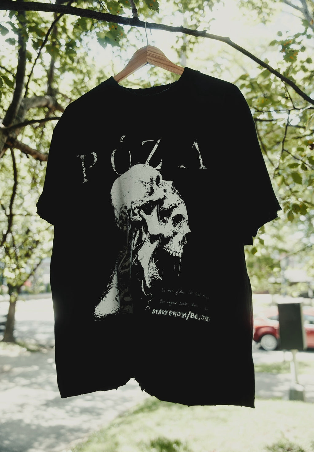 Póza "Reborn" tee