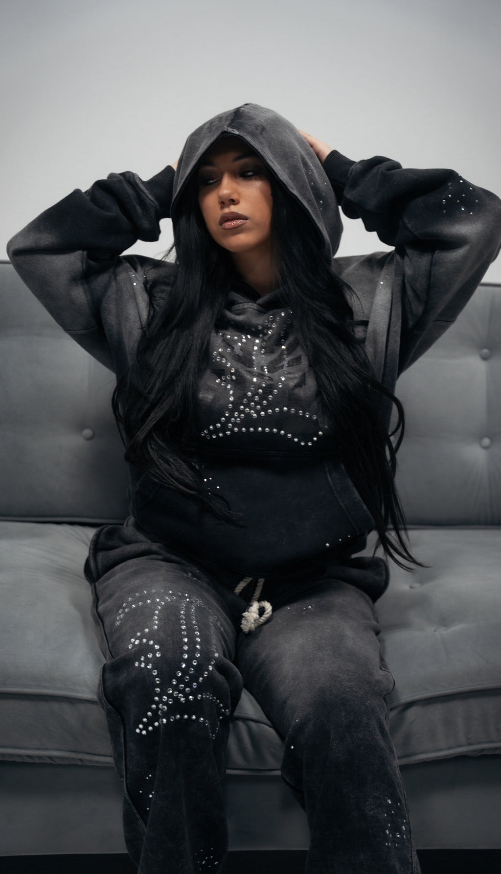 Póza scattered stone pullover hoodie