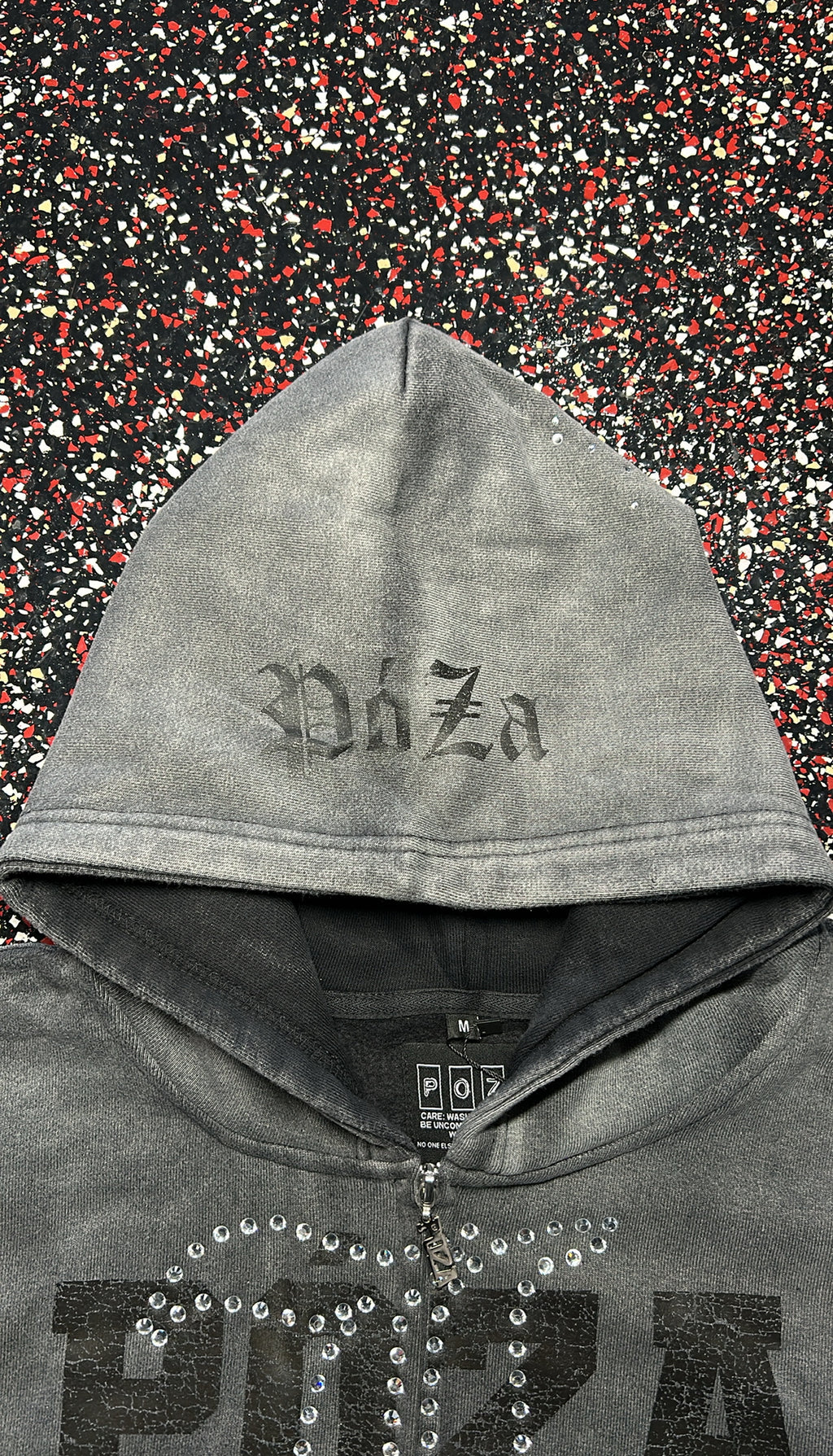 Póza scattered stone zip hoodie