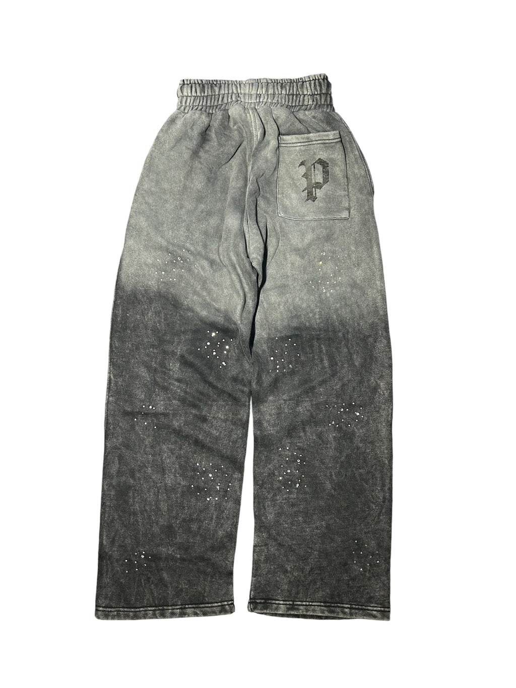 Póza scattered stone sweatpants